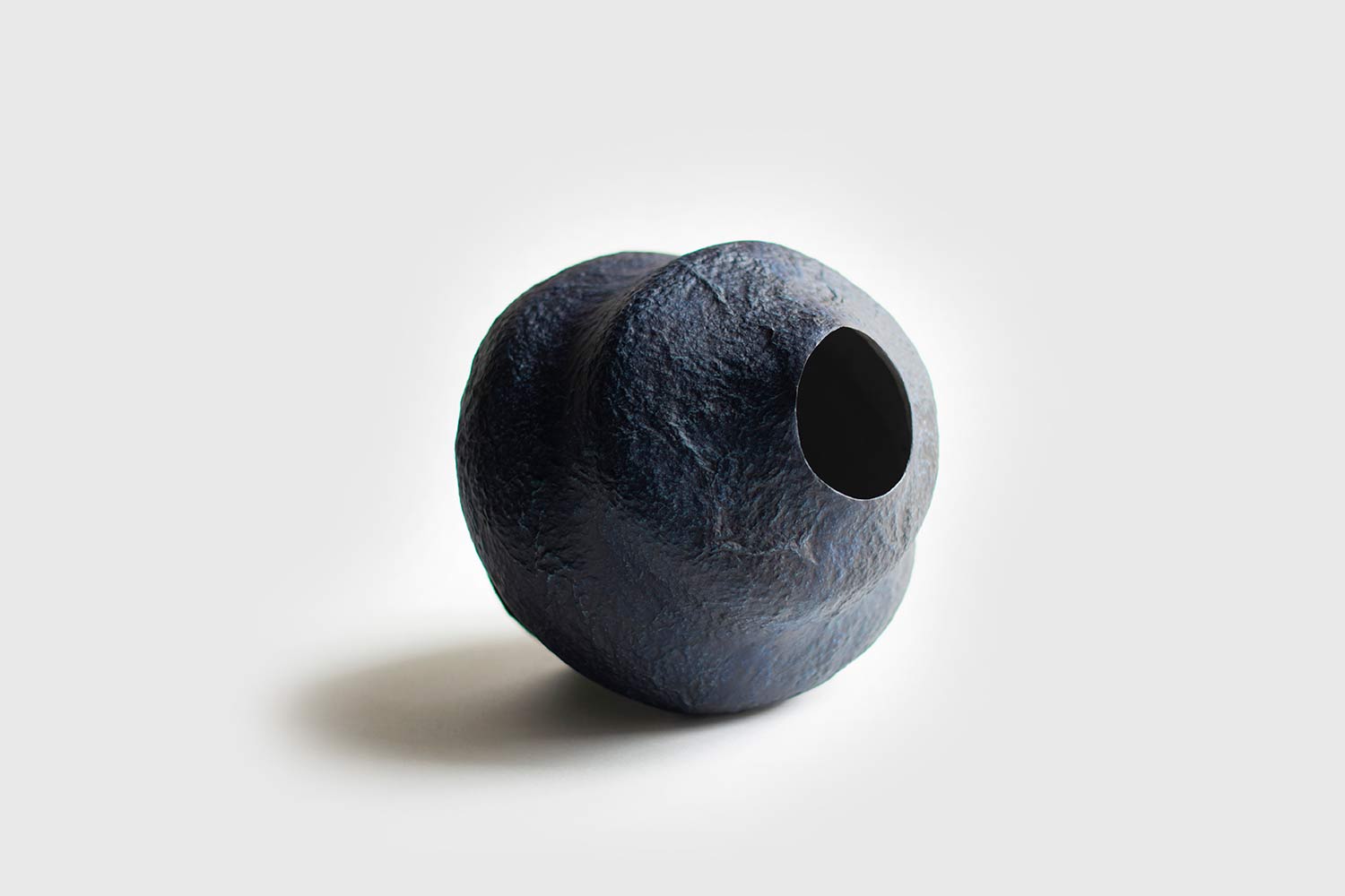 paper mache vase in dark blue colour